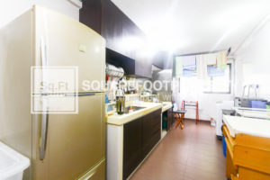 For Sale : Blk 217 Yishun Street 21