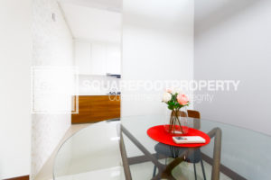 For Sale : Blk 208B Clementi ave 6