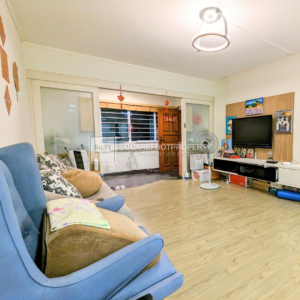 For Sale : Blk 322 Jurong East St 31